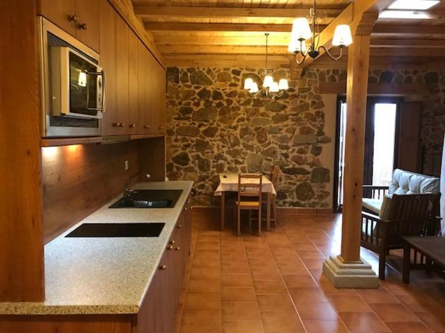 Apartamentos El Jardín del Poeta Guijo de Granadilla Quarto foto