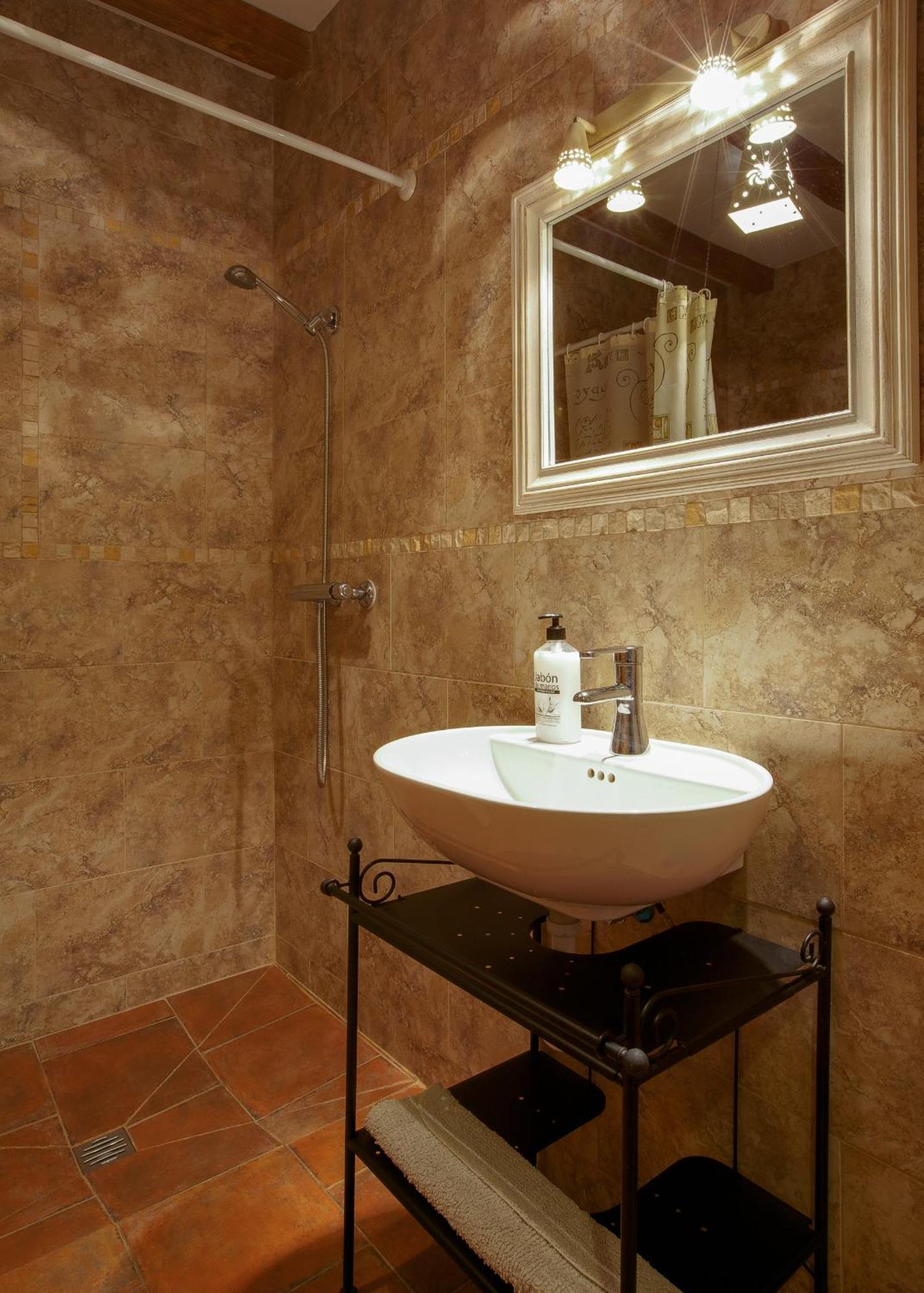 Apartamentos El Jardín del Poeta Guijo de Granadilla Quarto foto